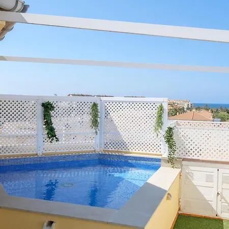 Апартаменты Penthouse With Private Swimming Pool On The Terrace *