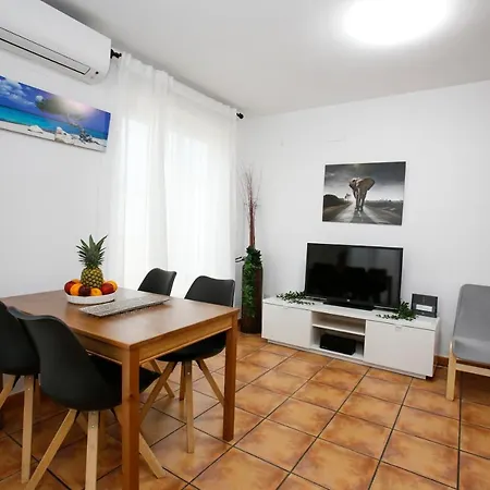 Апартаменты Penthouse With Private Swimming Pool On The Terrace